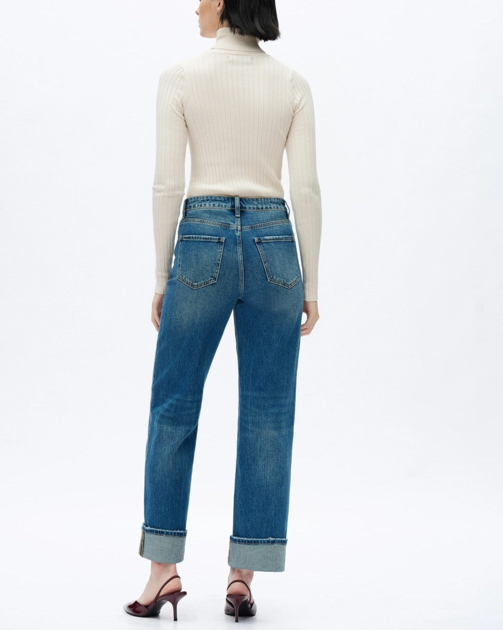 Straight Leg High-Rise Comfort Stretch Jeans in Retro Medium Blue.