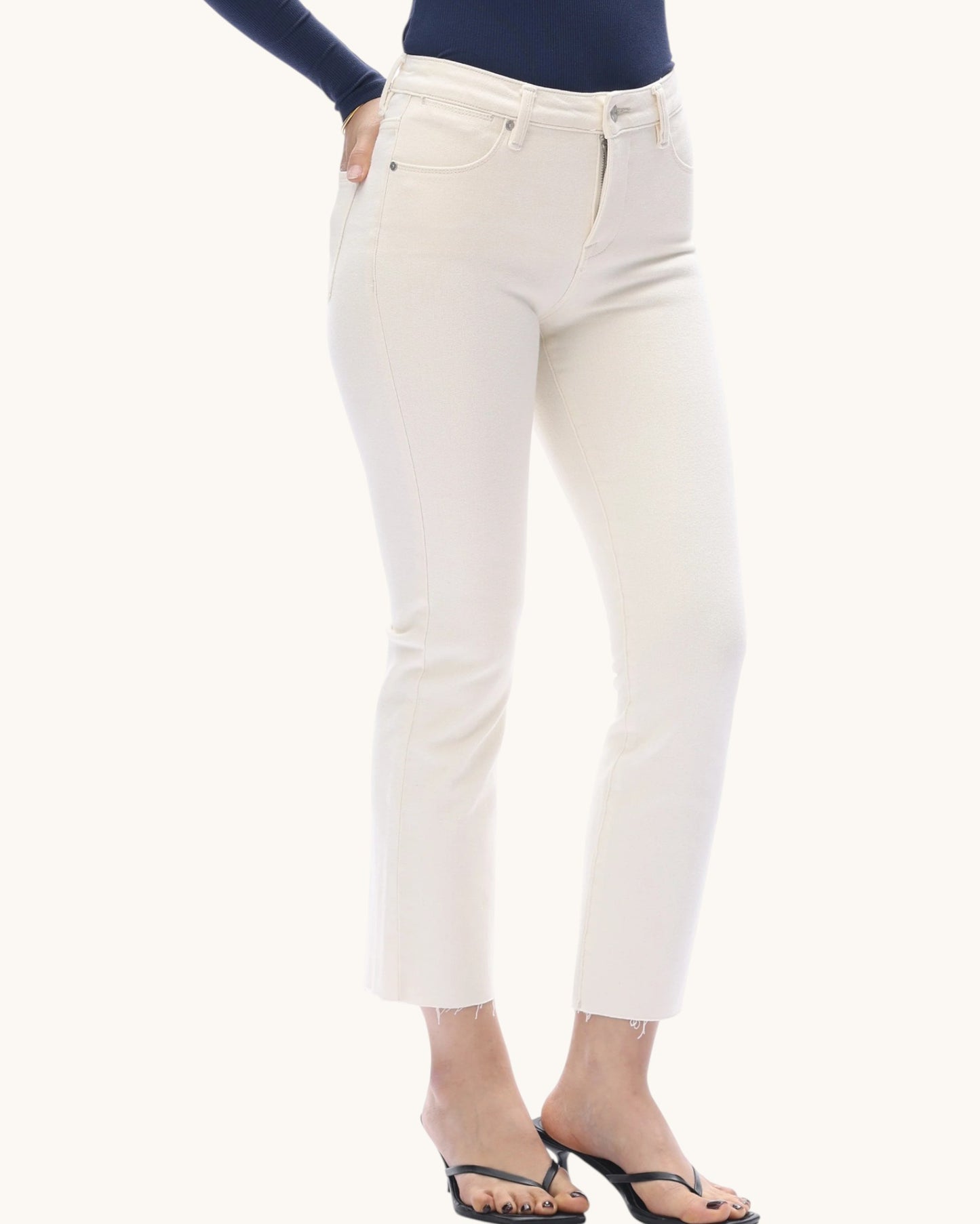 Bayeas Elowen Cream Mid-Rise Straight Crop Jean