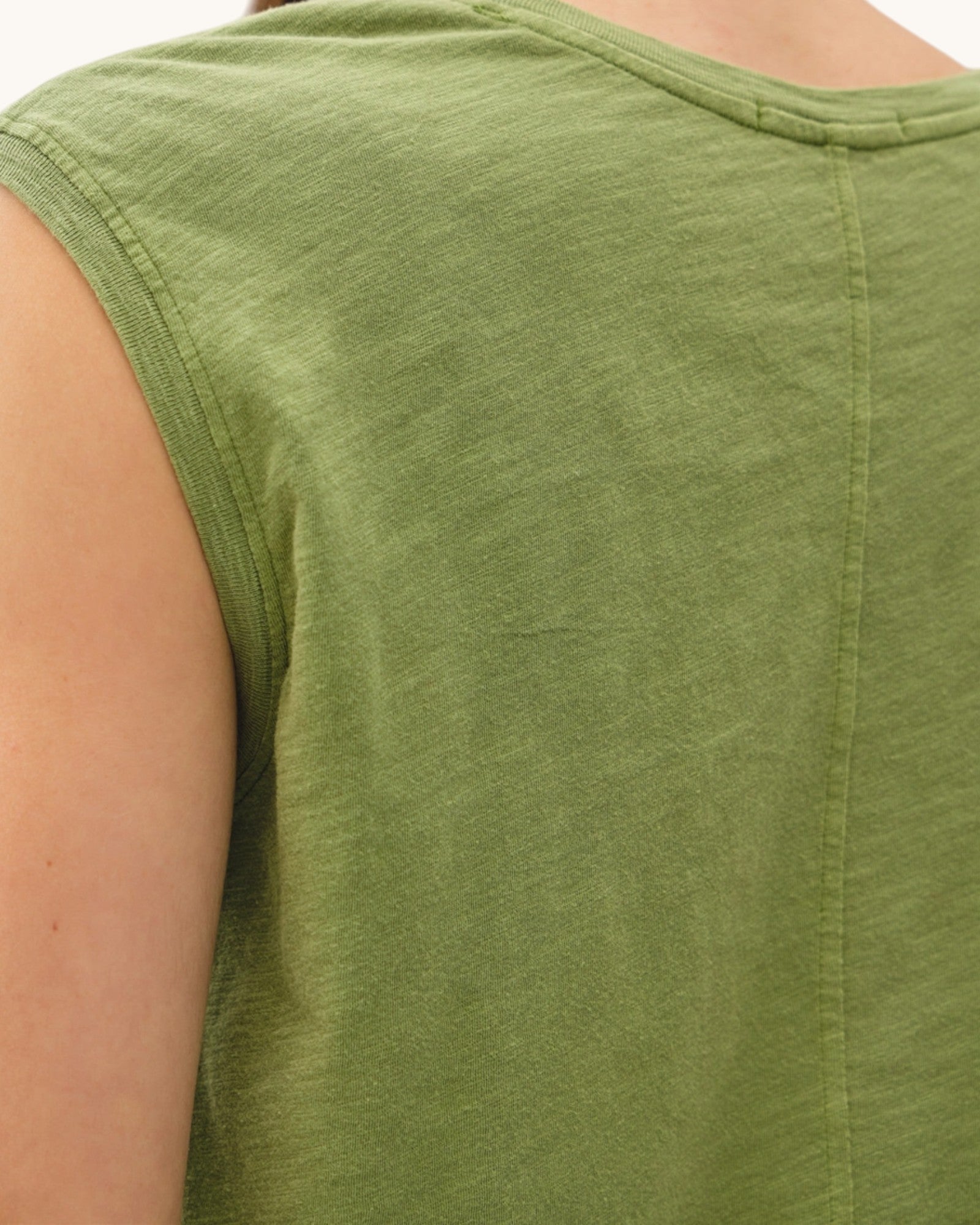 Close up of the Fern Essential Cotton Slub Tank Top showing back seam.