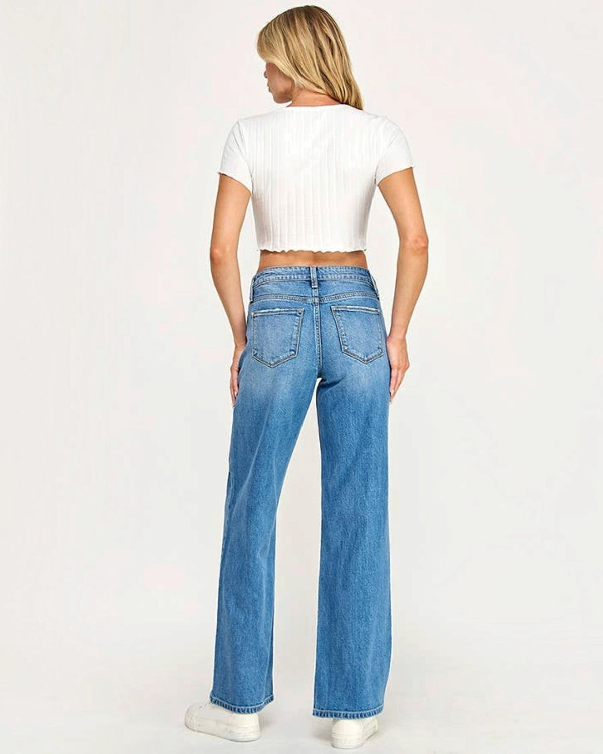 Petra 153 Mid Rise Straight Leg Vintage Stretch Jeans